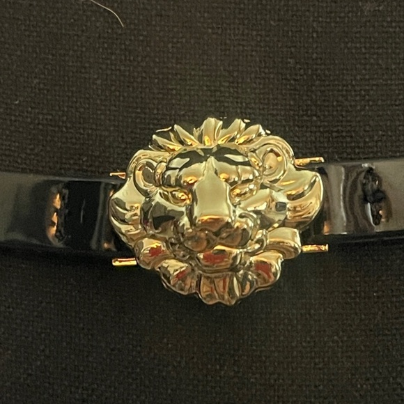 Vintage Accessocraft Gold lion head black and gold belt - Picture 4 of 4